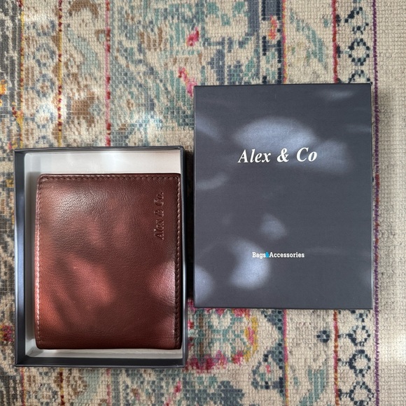 Alex & Co leather wallet - Picture 1 of 8